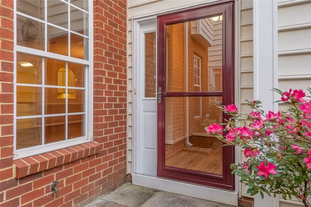 4245 Falcon Creek Drive, Williamsburg