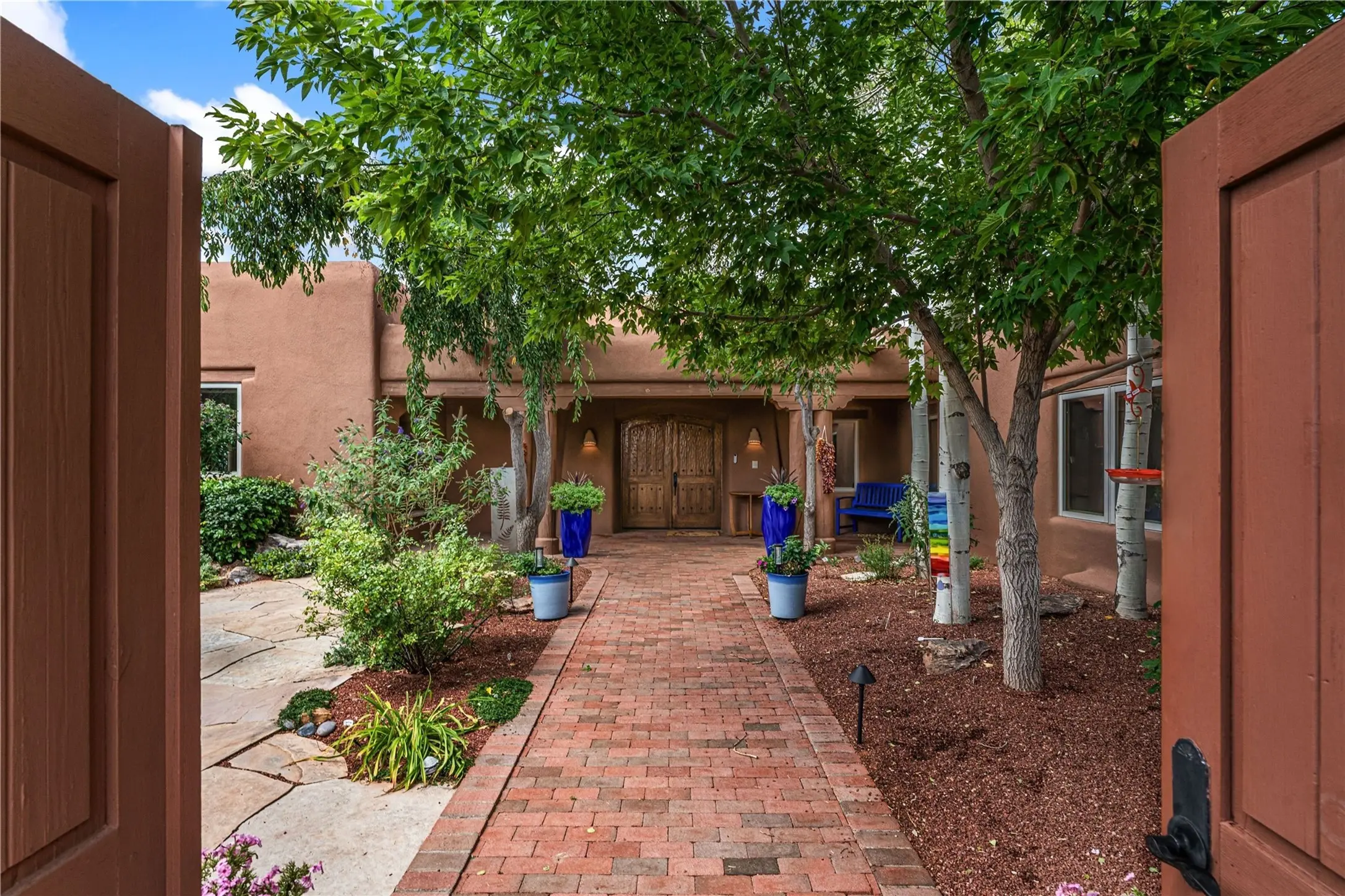 28 Aloe Circle, Santa Fe