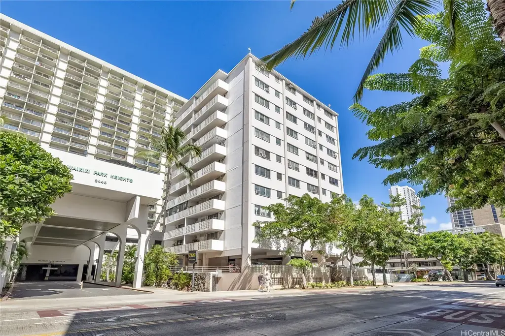 2442 Kuhio Avenue # 704, Honolulu