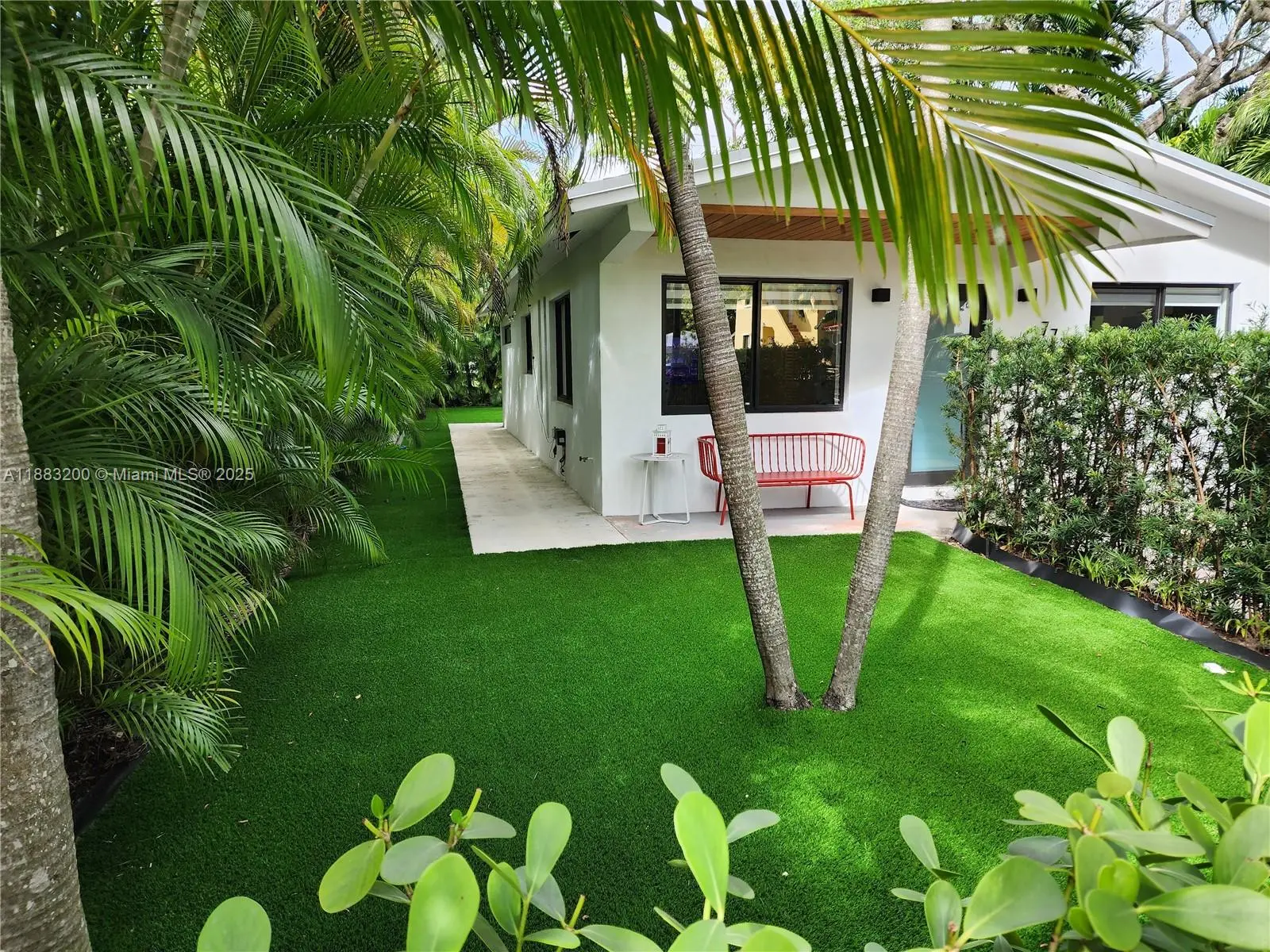 Photo of Listing #A11883200