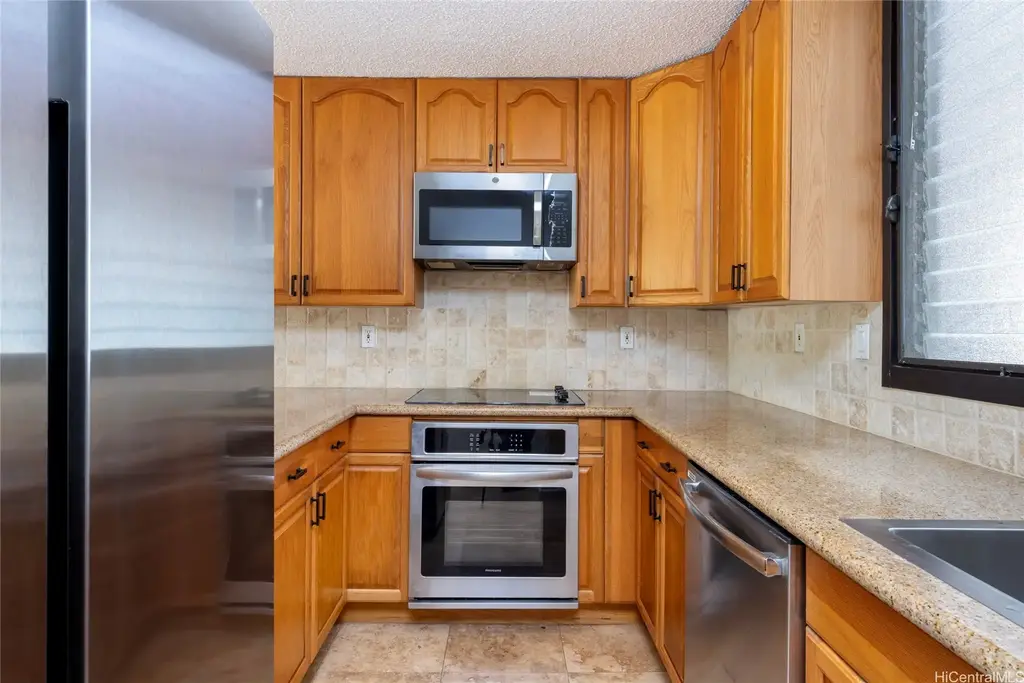 1015 Aoloa Place # 244, Kailua