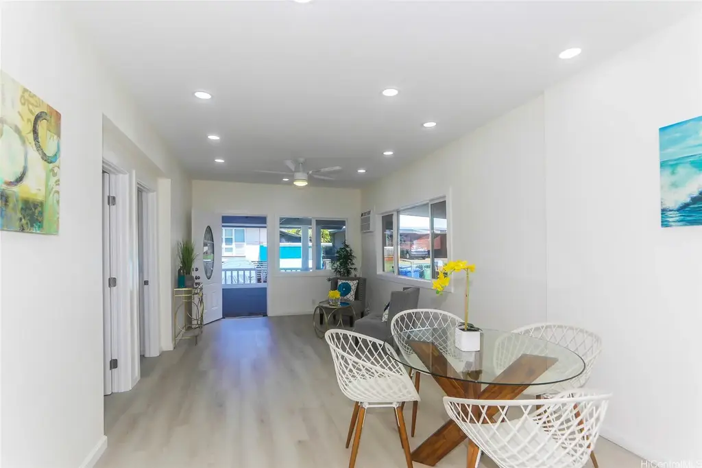 99-349 Aheahe Street, Aiea