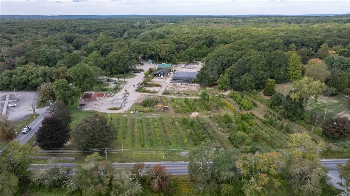 47 Tuckertown Rd, South Kingstown