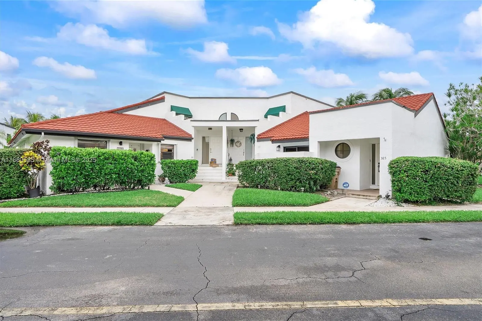 Photo of Listing #A11880585