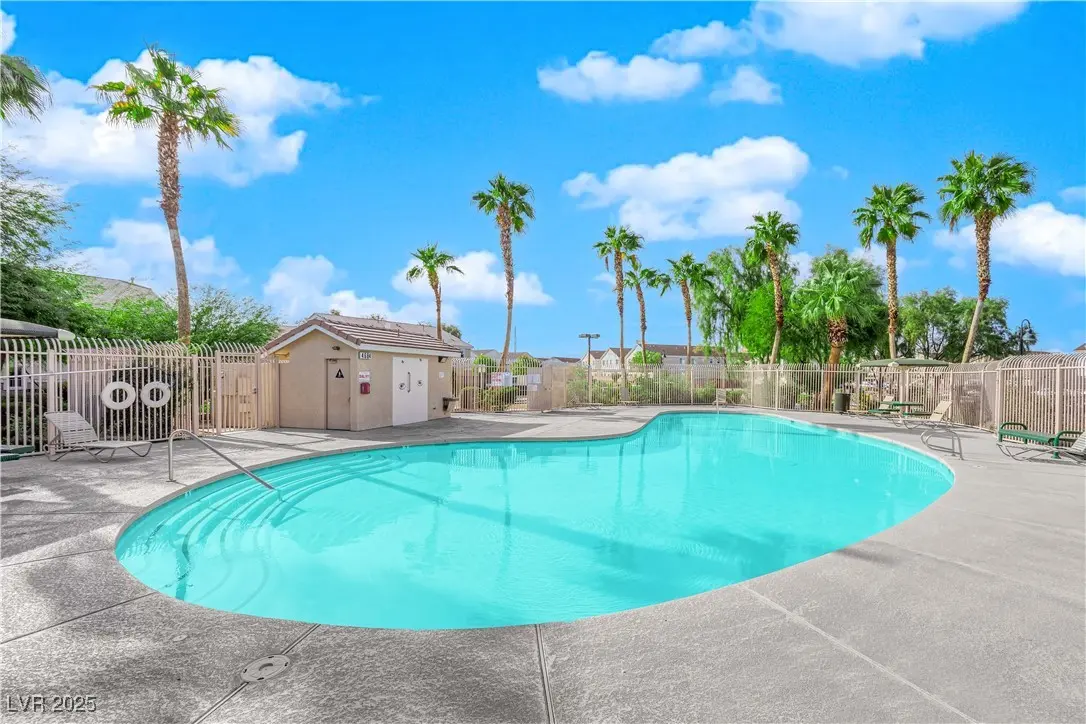 Photo of Listing #2721249