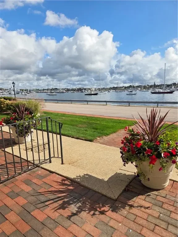 20 America Way # B, Newport