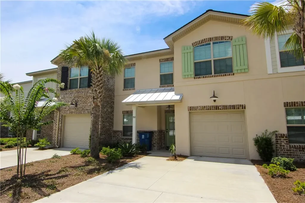 702 Mariners Circle, St Simons Island