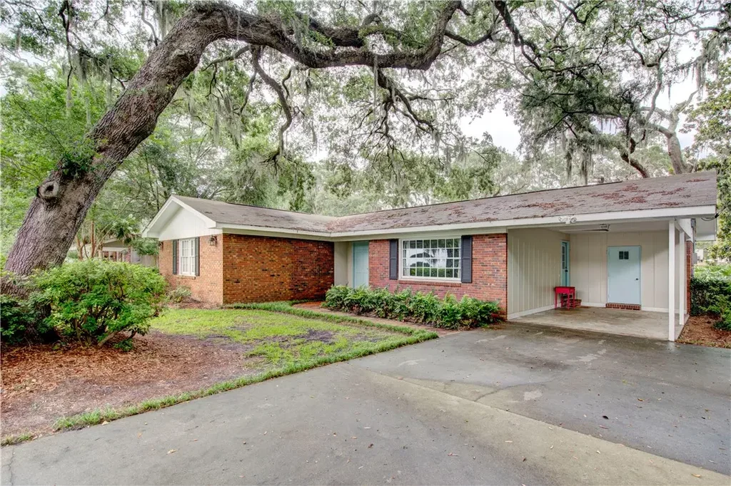 232 Tennessee Avenue, St Simons Island