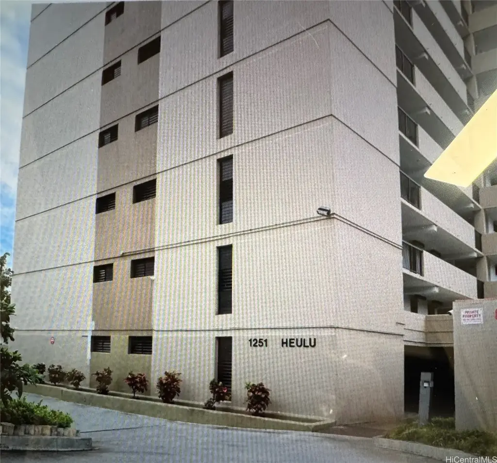 1251 Heulu Street # 402, Honolulu