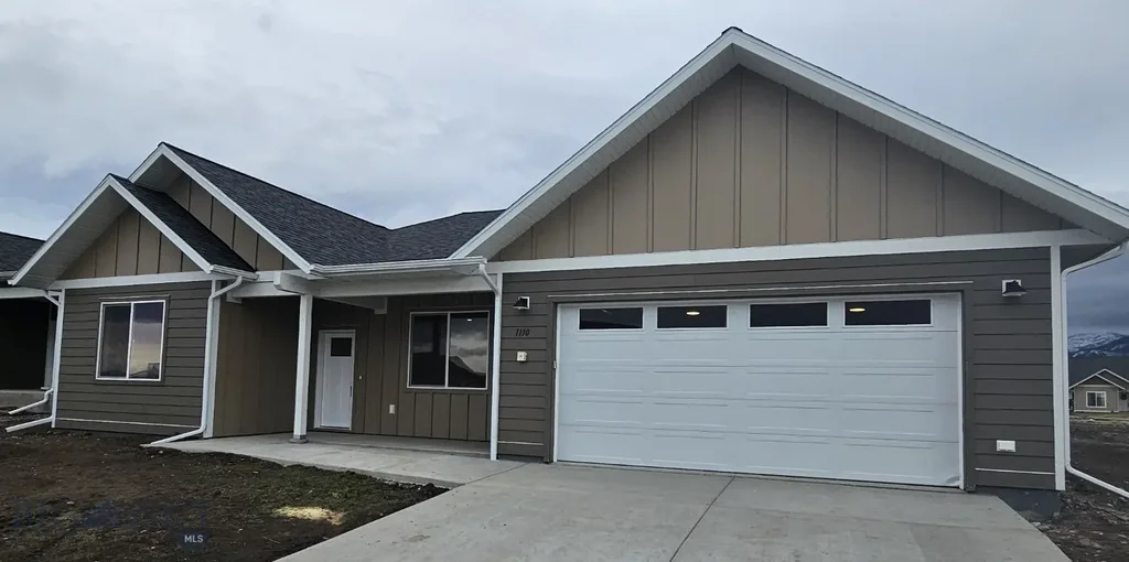 1110 Falcon Ridge Boulevard, Belgrade