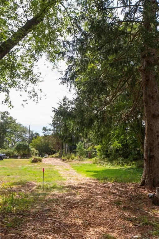 245 John Dyer Rd, Little Compton