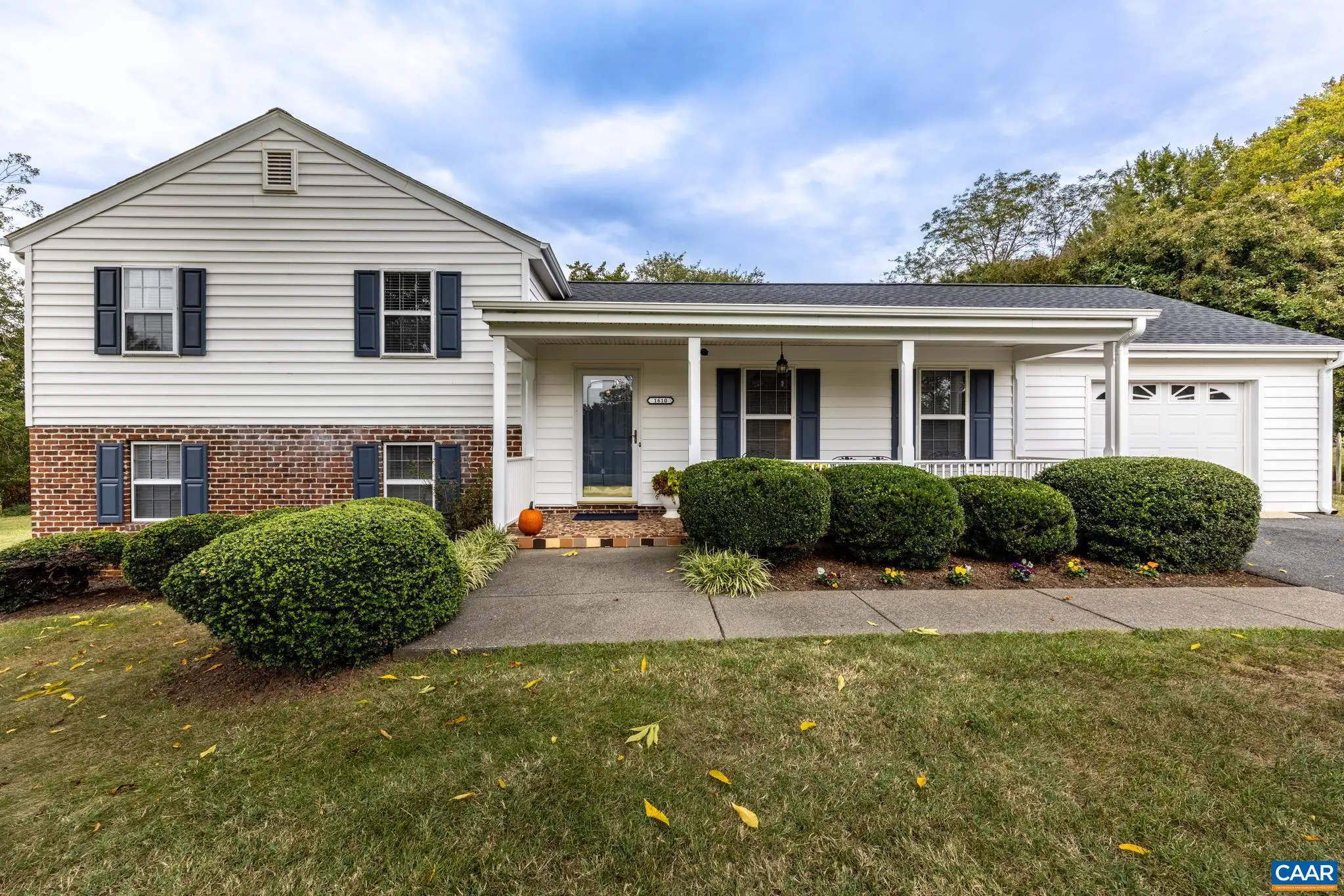 1610 Maiden Ln, Charlottesville