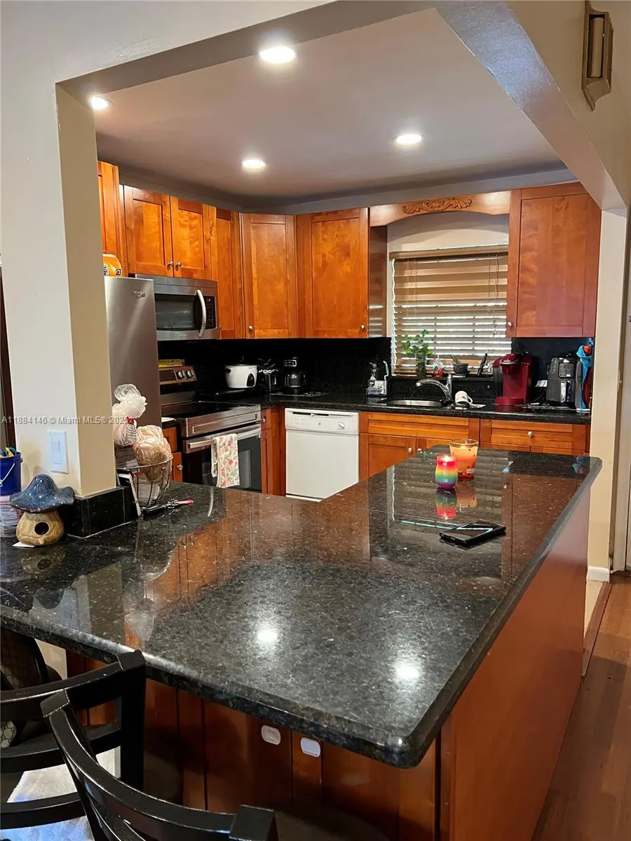 Photo of Listing #A11884146