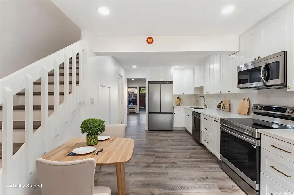 94-1436 Lanikuhana Avenue # 467, Mililani