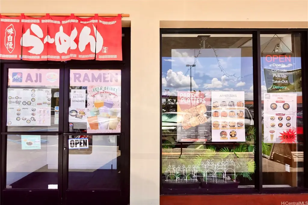 94-050 Farrington Highway # A-3, Waipahu