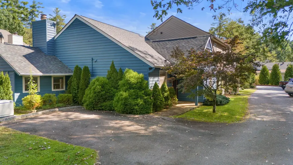 1331 Leonard Road B-2, Highlands