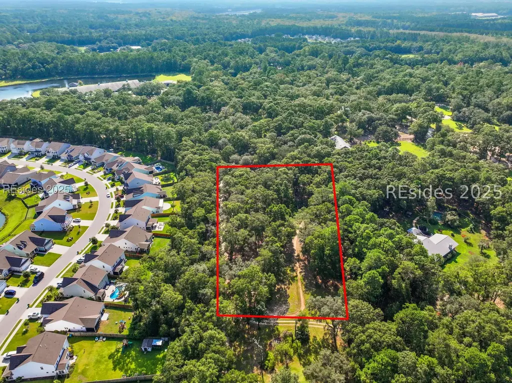 120 Meadow Drive, Bluffton