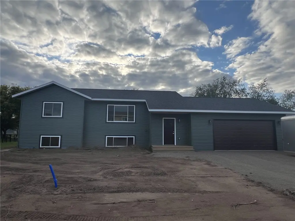 255 Nielsen Lane, Chetek