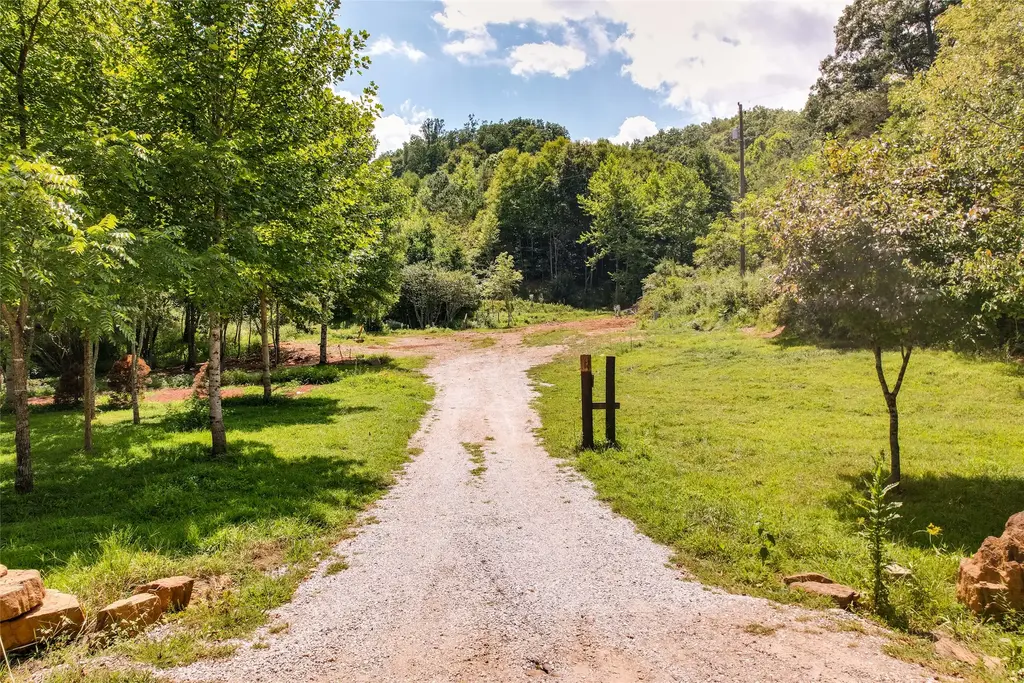 4092 Rose Creek Road, Franklin