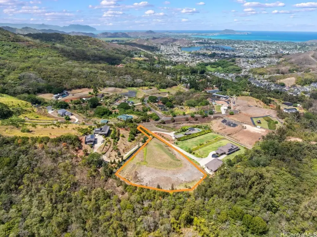 42-100 Old Kalanianaole Road # 8, Kailua