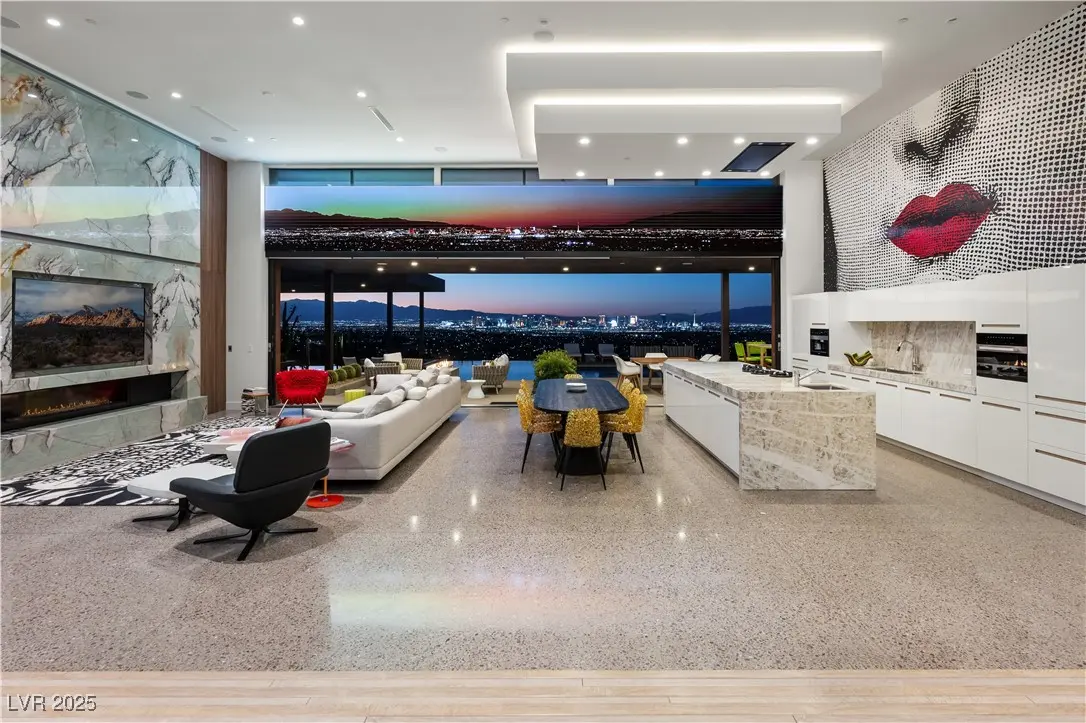 Photo of Listing #2721119