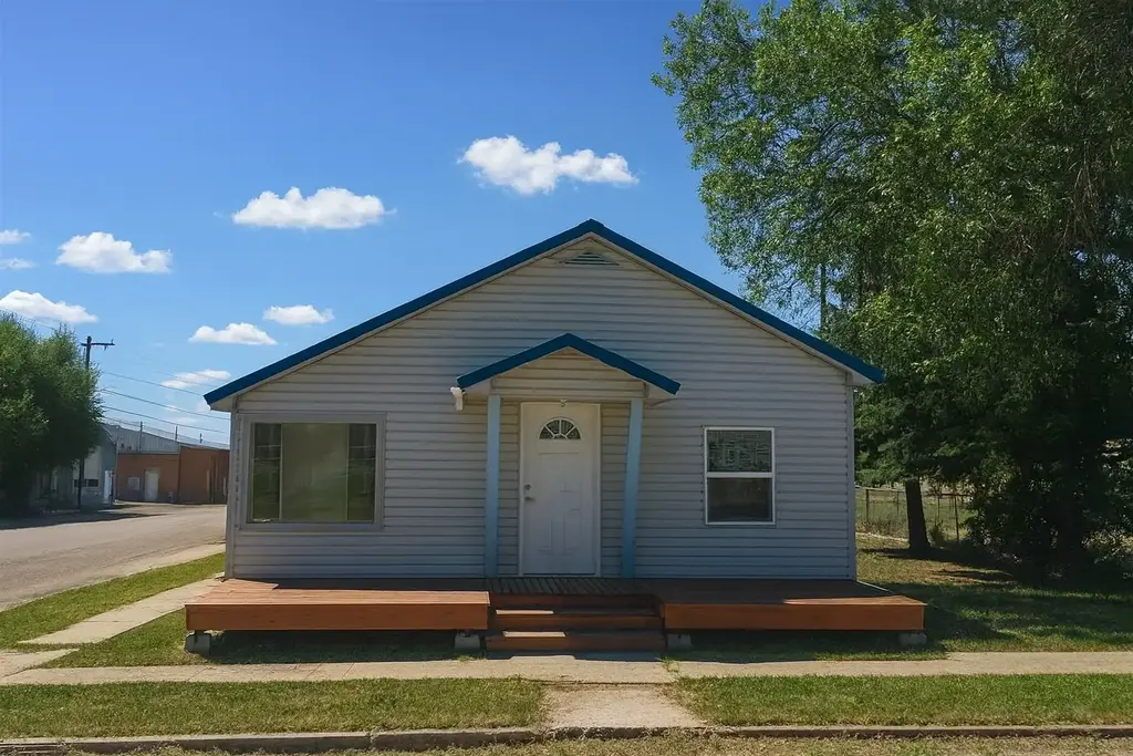 161 E Broad Street, Drummond