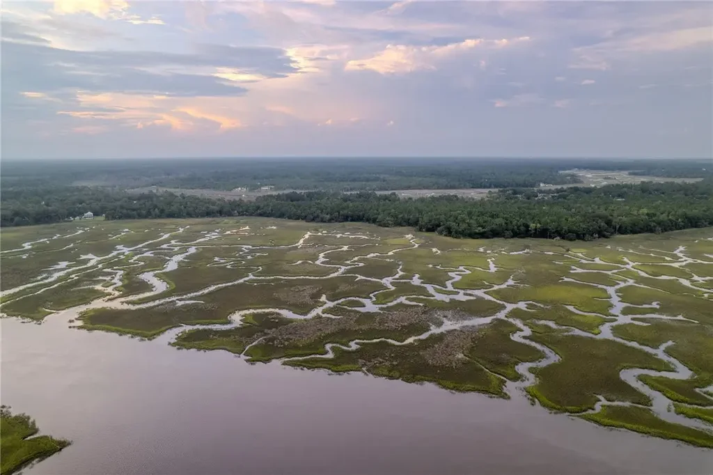 Sheffield Island Road, Woodbine