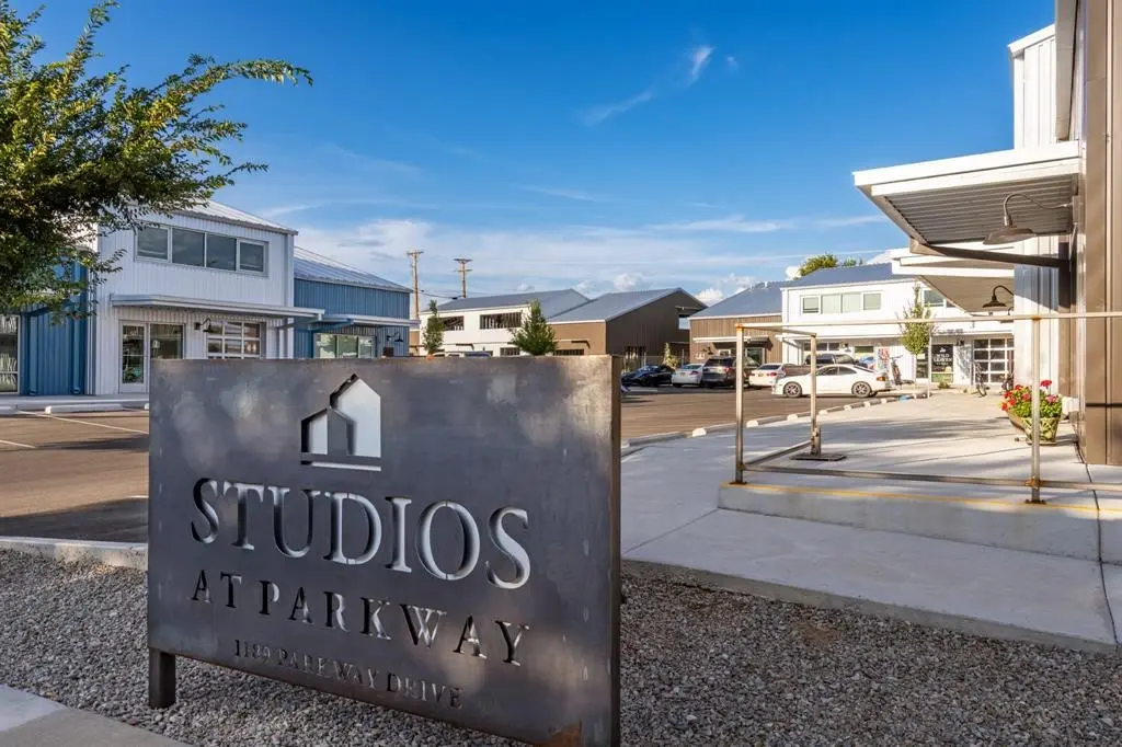 1189 Parkway Drive # B3, Santa Fe