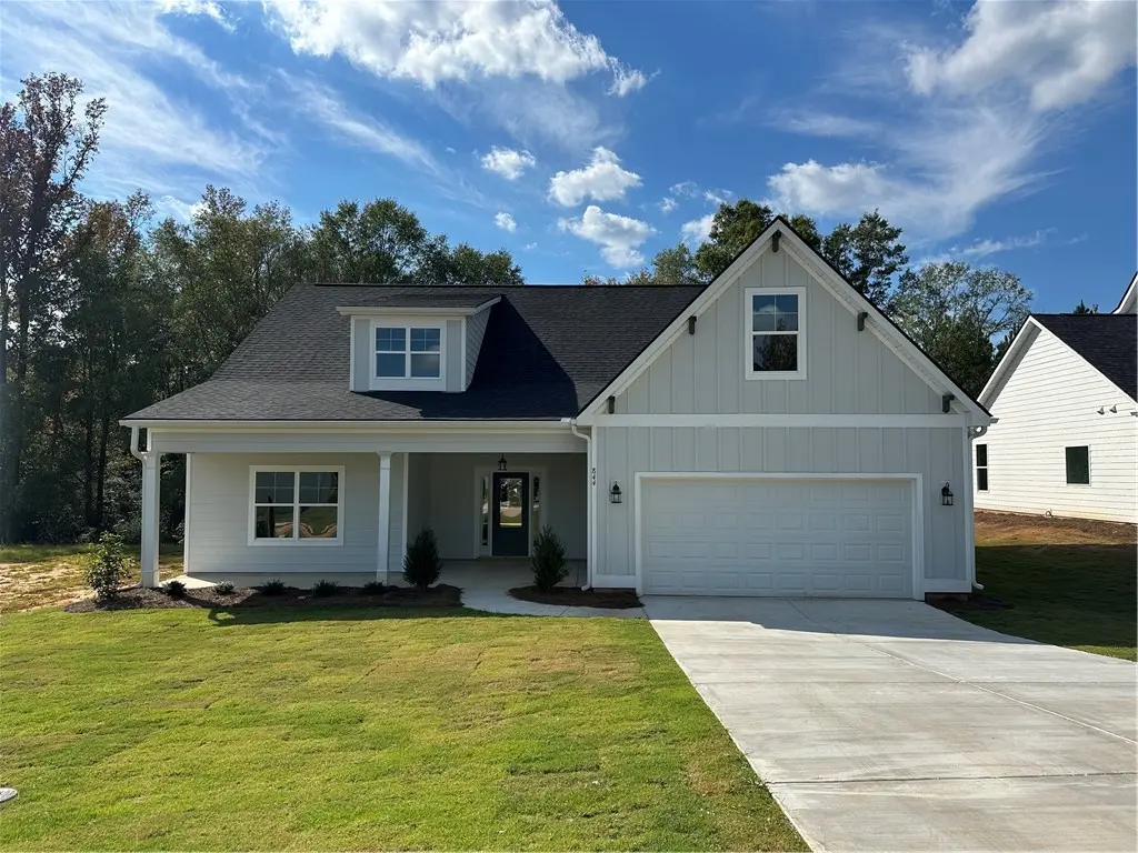 844 Asheton Dr 42, Opelika