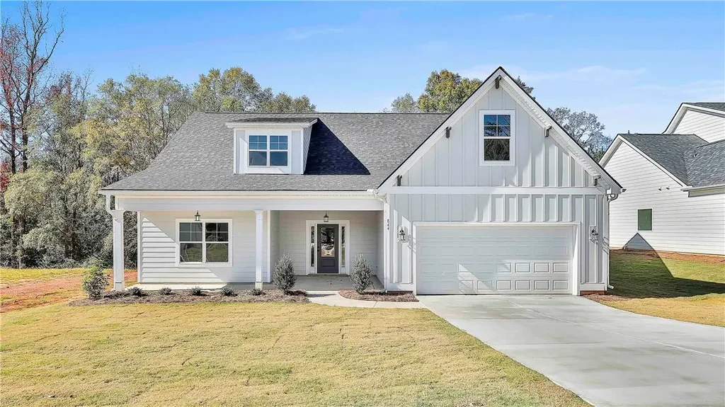 844 Asheton Dr 42, Opelika