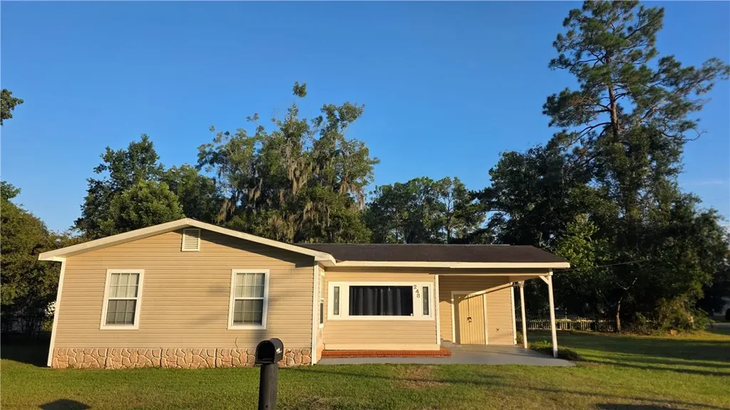 248 Cotton Street, Homeland