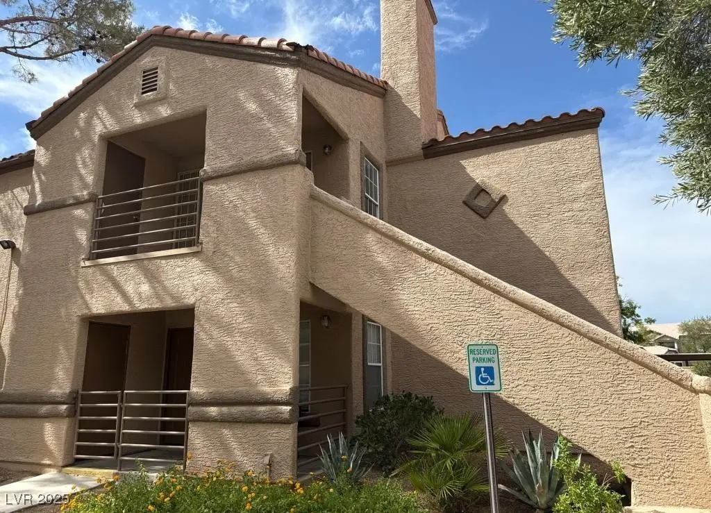 Photo of Listing #2722431