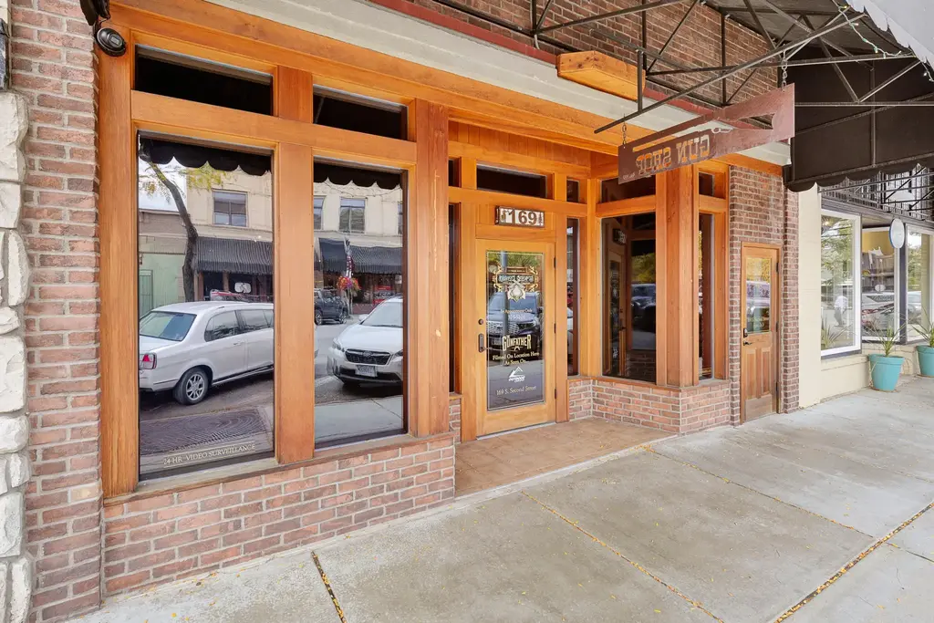 169 S 2nd Street, Hamilton