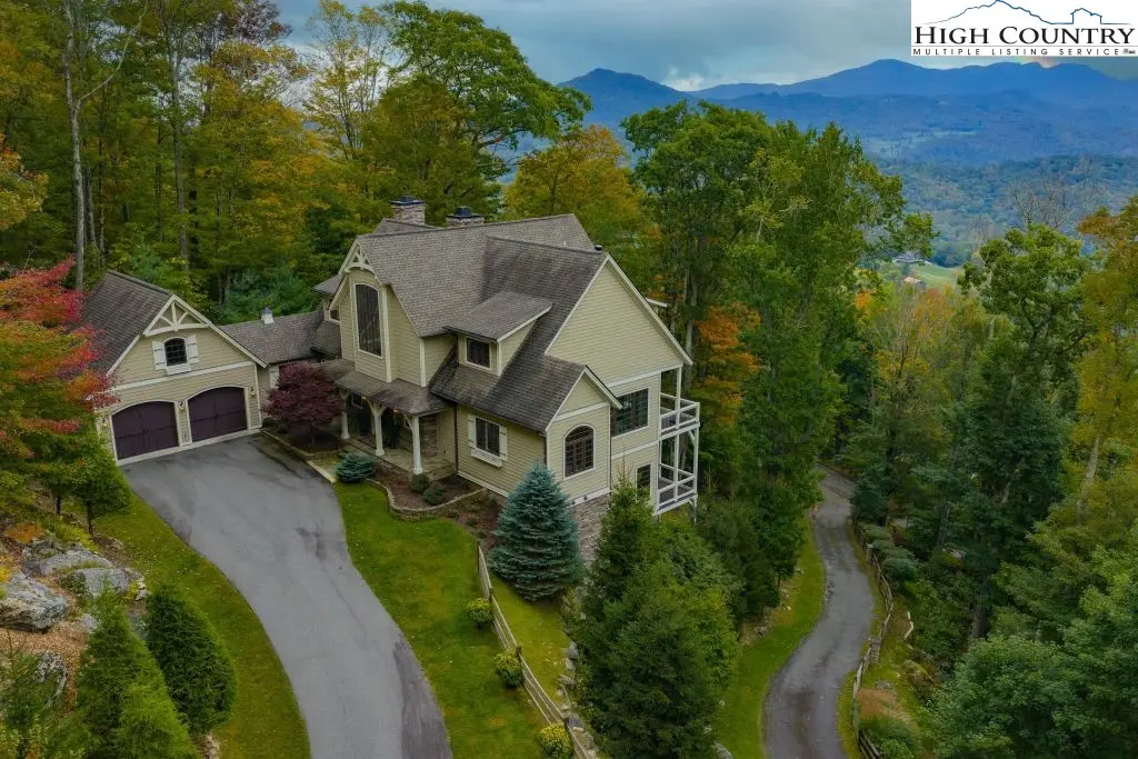 906 Fox Meadow Road, Banner Elk