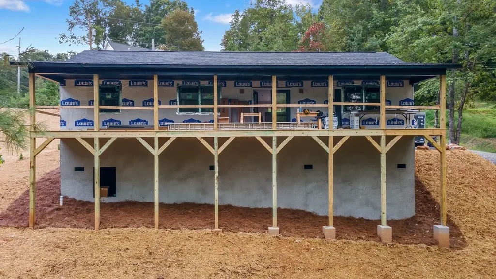 132 Fox Ridge Circle, Franklin