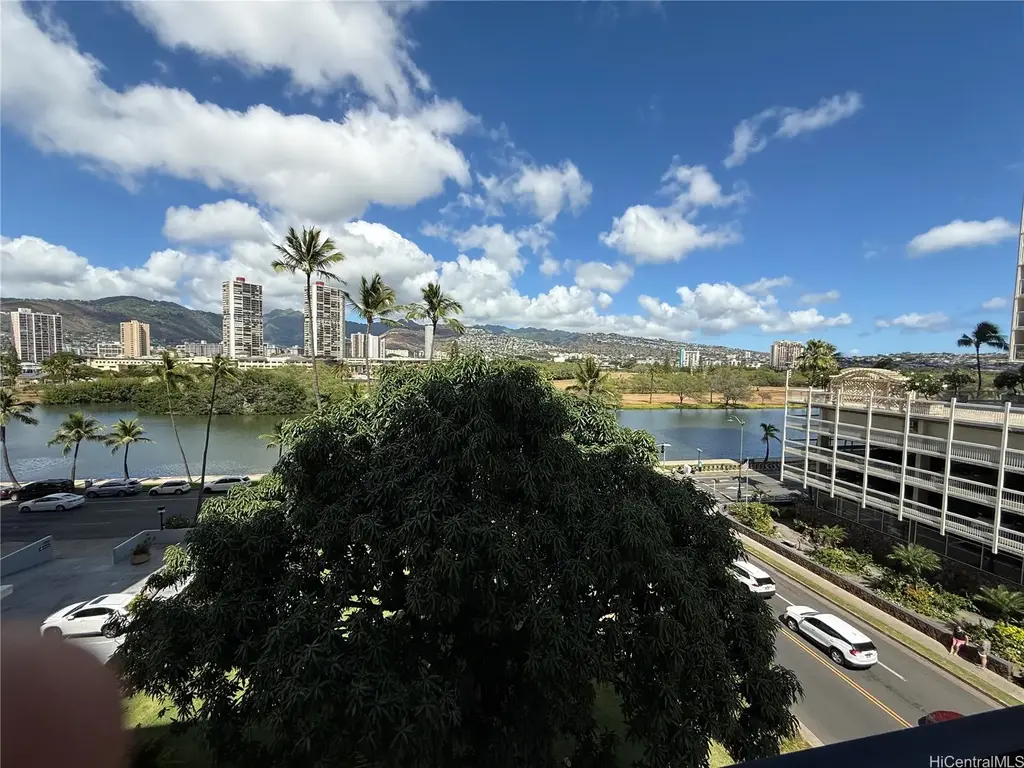 440 Seaside Avenue # 504, Honolulu
