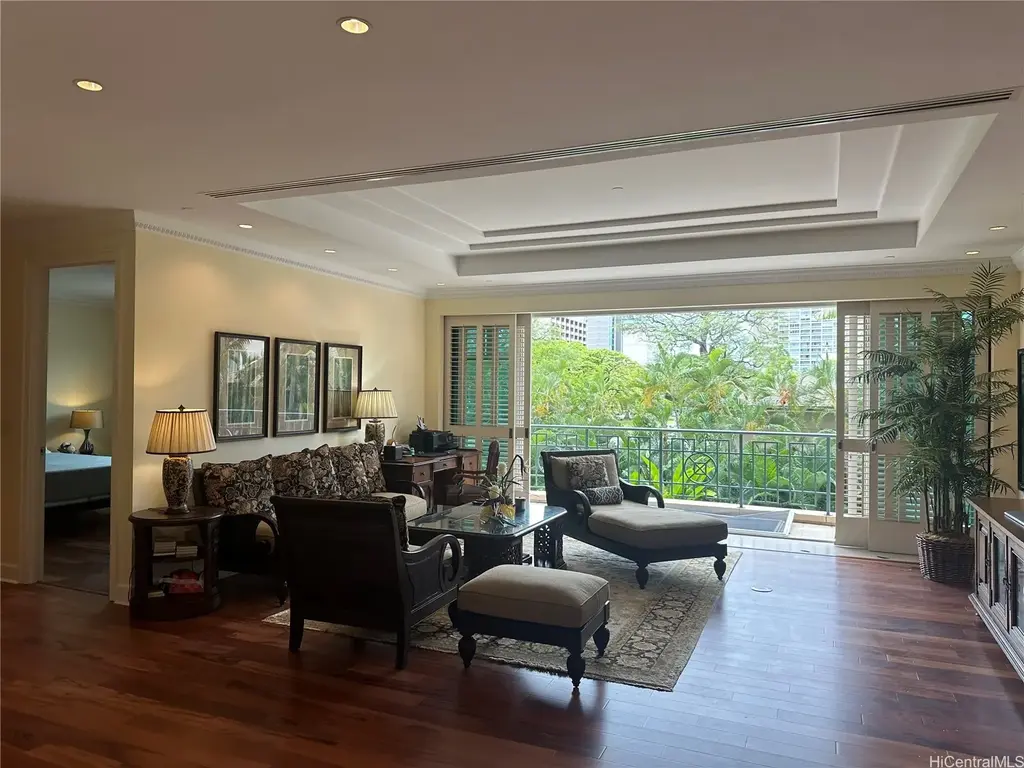 1740 S Beretania Street # 33, Honolulu
