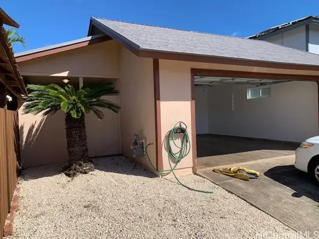 94-1068 Kahimoe Place, Waipahu