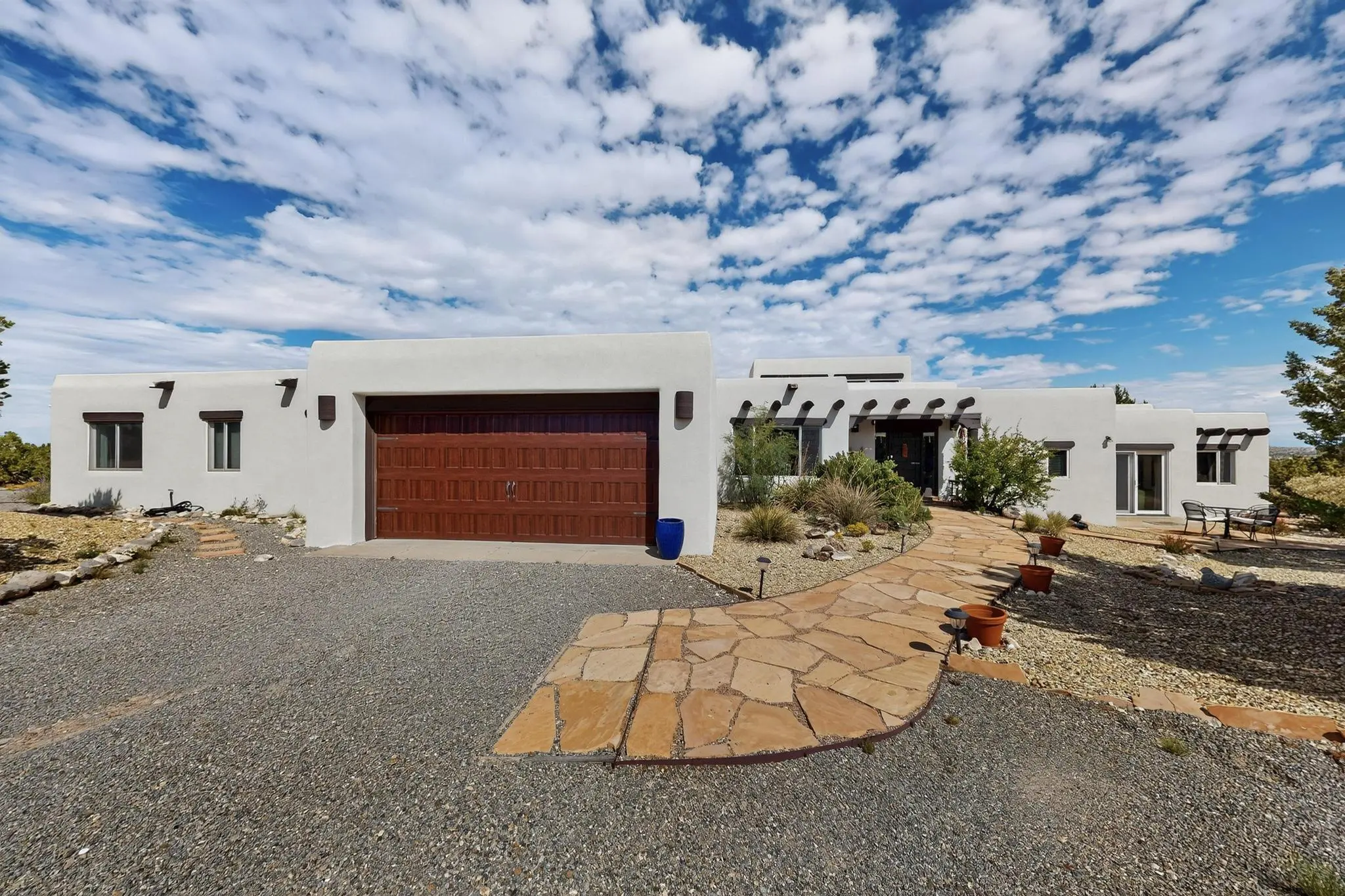 53 Camino Redondo, Placitas