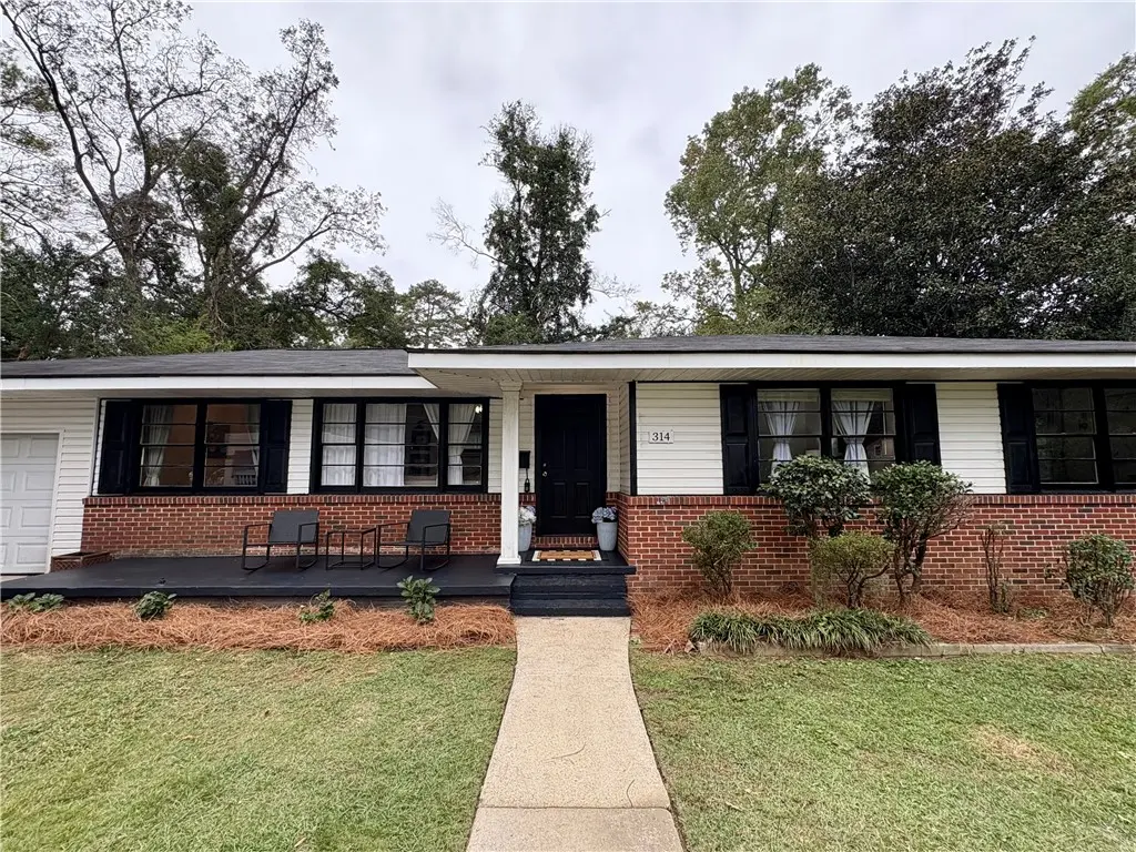 314 N 2nd St, Opelika