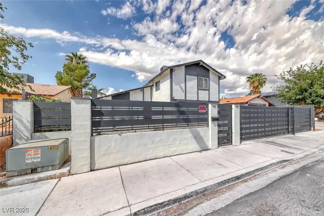 Photo of Listing #2722673