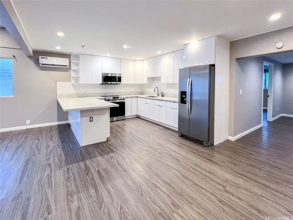 612 Ainapo Street, Honolulu