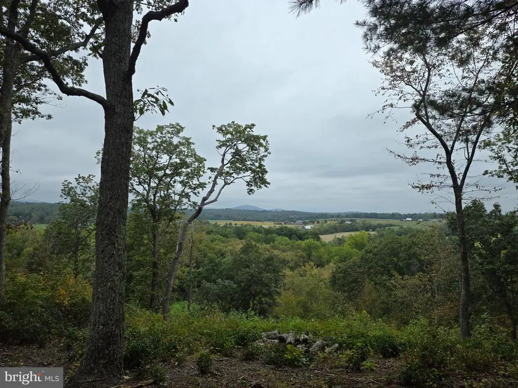 Sunset Woods Trail, Rixeyville