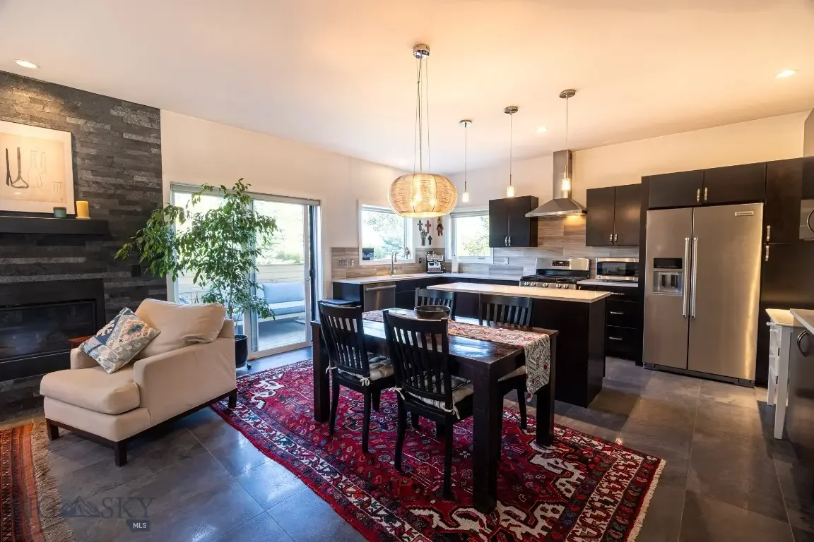 560 Christopher Way, Bozeman