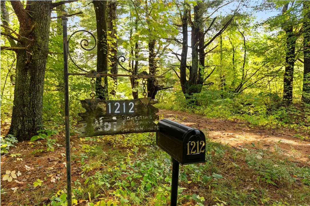 1212 Southbridge Rd, Warren