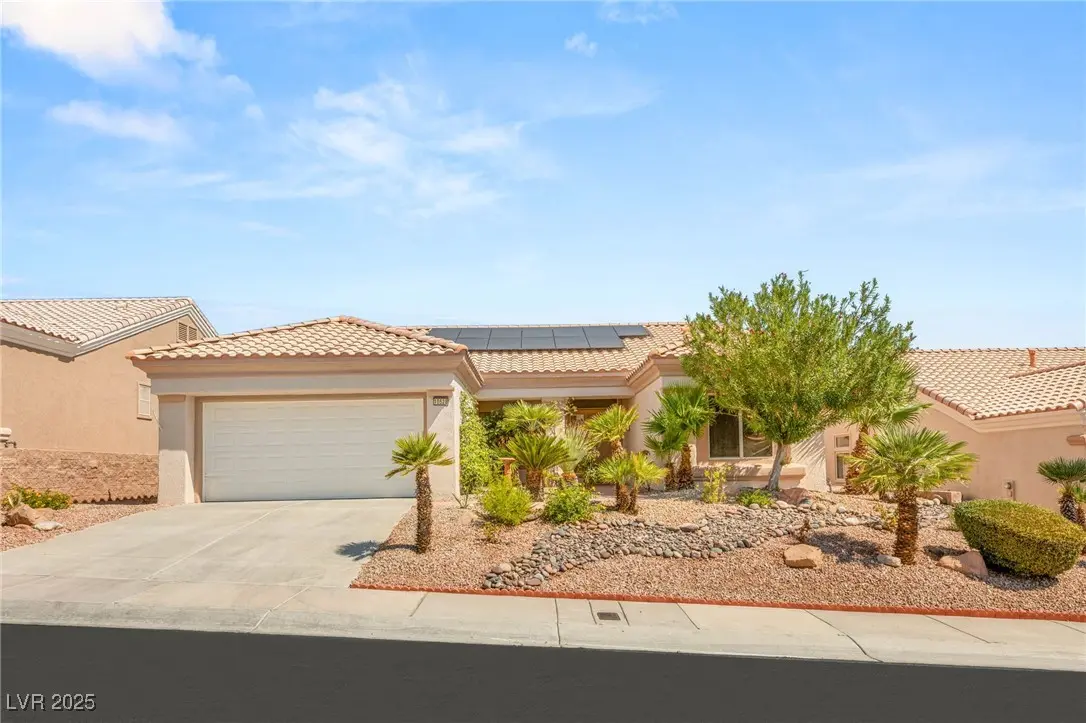 Photo of Listing #2723091