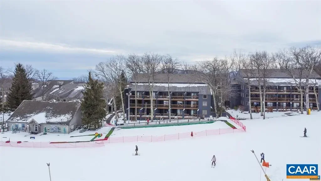 240 Timbers Condos, Wintergreen Resort