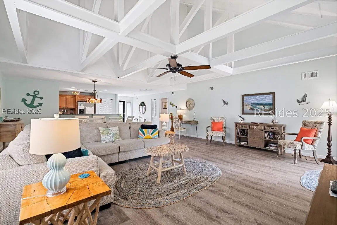 Photo of Listing #501762