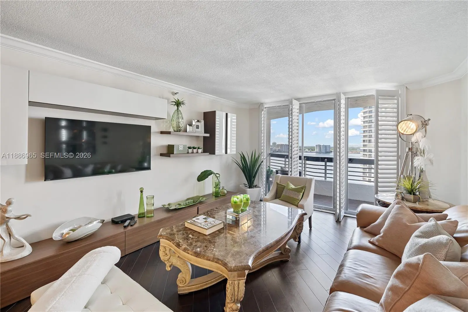 Photo of Listing #A11886965