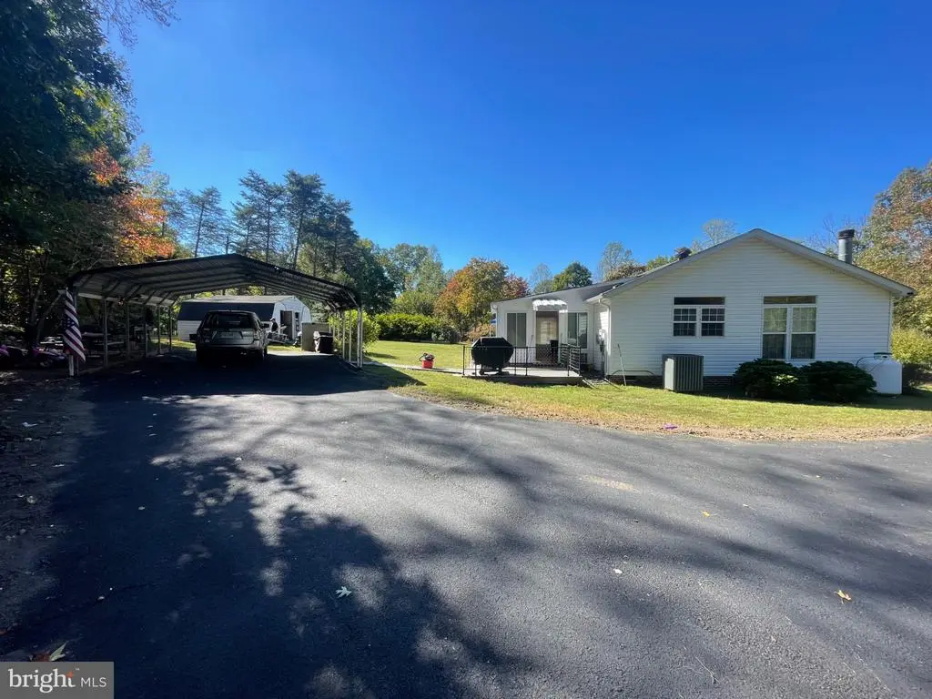 3151 Waldrop Church Rd, Louisa